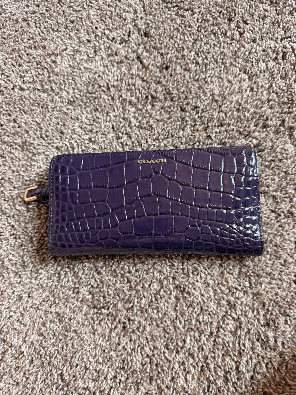 Authentic Coach Croc-Embossed Patent Leather Slim Bi-Fold Wallet